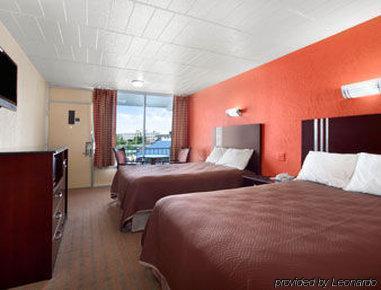 Travelodge Morgantown Room photo